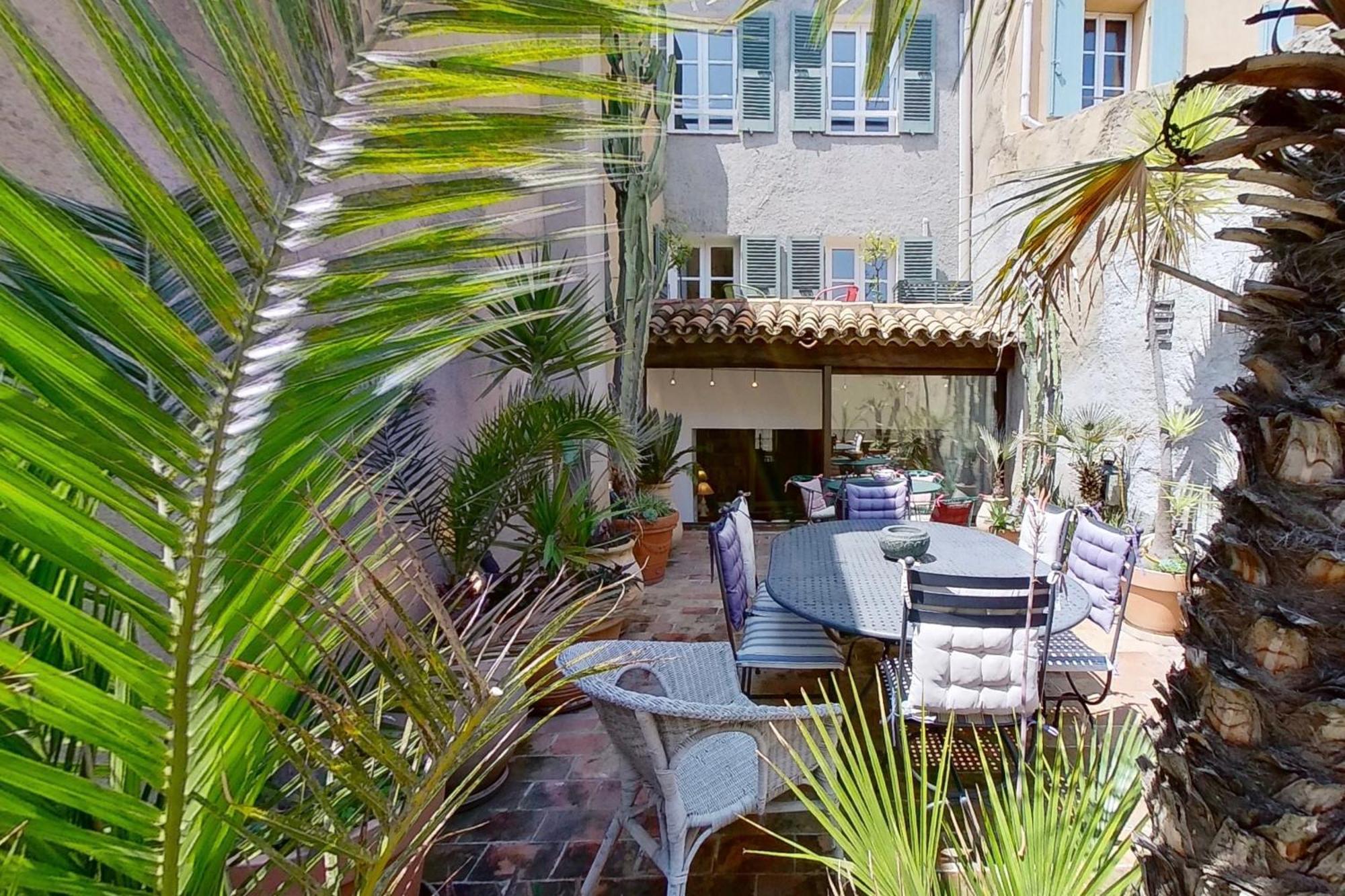 La Maison Du Prince Grimaud Exterior photo